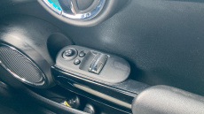 MINI Hatchback 2.0 Cooper S Exclusive II 3dr Auto Petrol Hatchback